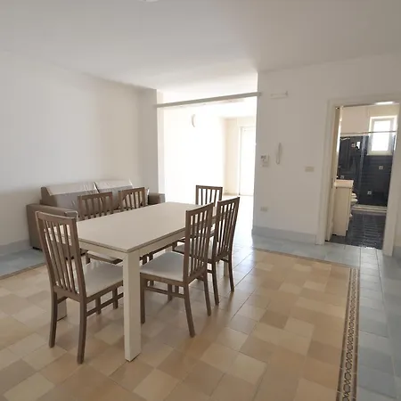 Apartman App. Fersini *