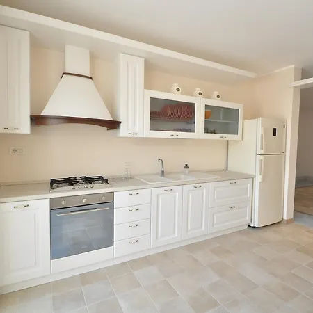 App. Fersini Apartman *